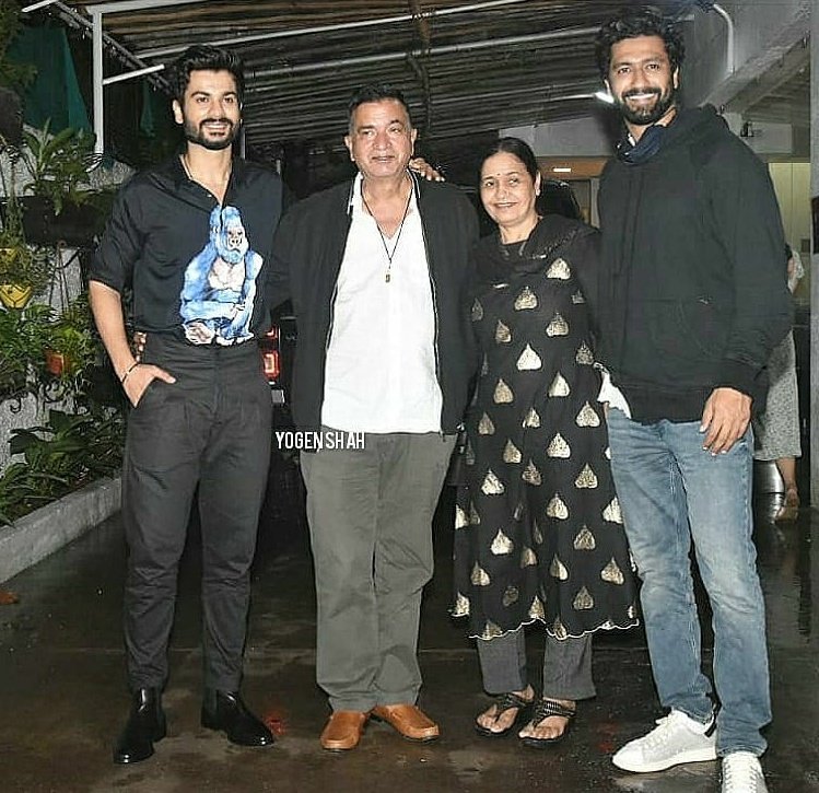 vickyfannnn's tweet photo. Kaushals at Shiddat screening today #VickyKaushal #SunnyKaushal https://t.co/ni9jNKcrSU