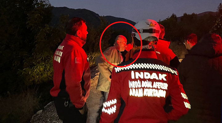 iyikiogrendim's tweet photo. Bursa'da, hakkında kayıp başvurusu yapılan alkollü adam, kurtarma ekibiyle birlikte kendini aradı; https://t.co/Zc0lQ7zGGK
