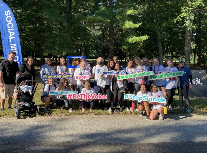 jlibfh's tweet photo. So proud of this team for supporting such an important cause #SuicidePrevention #OutoftheDarknessWalk #afsp @JLHSLionRoar https://t.co/Qz4ERSTAU9