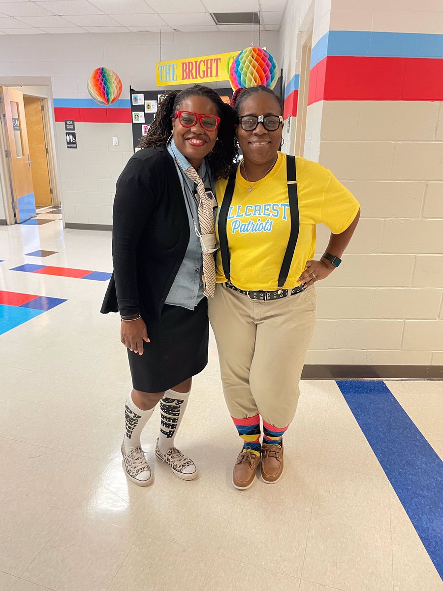 HcmsSecretary's tweet photo. “Did I do that”…Nerd Day #hillcrestmspats https://t.co/bdhoPqYHRx