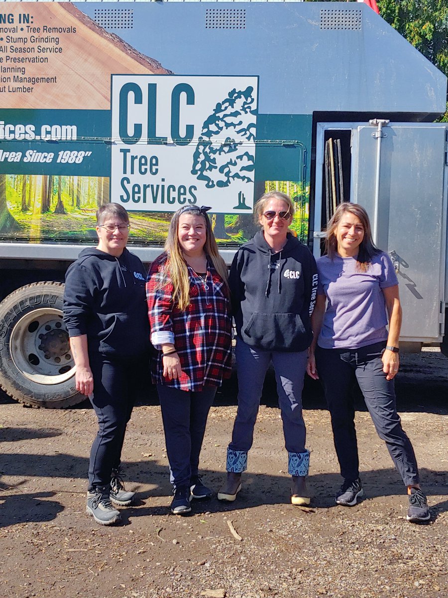 CLCTREESERVICES's tweet photo. One of the great parts about doing #arbtraining at the yard is that our #officestaff get to witness what the crew does out in the field. They don't often see the #CLCcrew climbing, operating the bucket truck, or other day to day tasks. Good training for them too! https://t.co/igQu2A631x