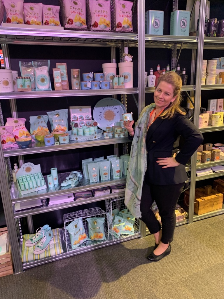 SALdeIBIZA's tweet photo. Visit us and meet our wonderful colleague Agata and our partner @bommelenbommel at the Vakbeurs Foodspecialties fair in Houten, NL!
#saldeibiza #delicatessen #finefood #seasalt
#vakbeursfood https://t.co/atuPAaopuy