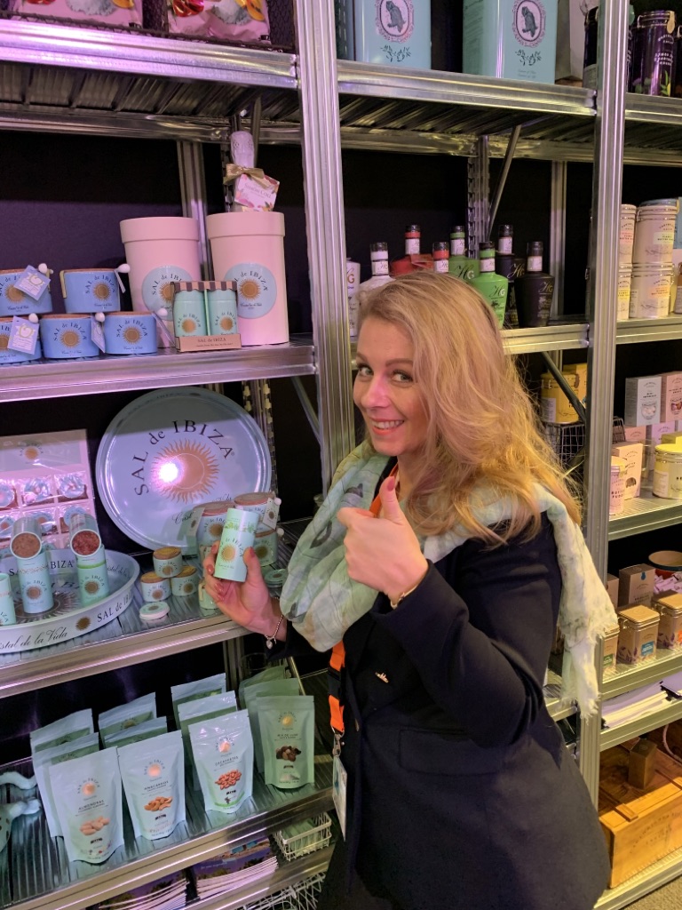 SALdeIBIZA's tweet photo. Visit us and meet our wonderful colleague Agata and our partner @bommelenbommel at the Vakbeurs Foodspecialties fair in Houten, NL!
#saldeibiza #delicatessen #finefood #seasalt
#vakbeursfood https://t.co/atuPAaopuy
