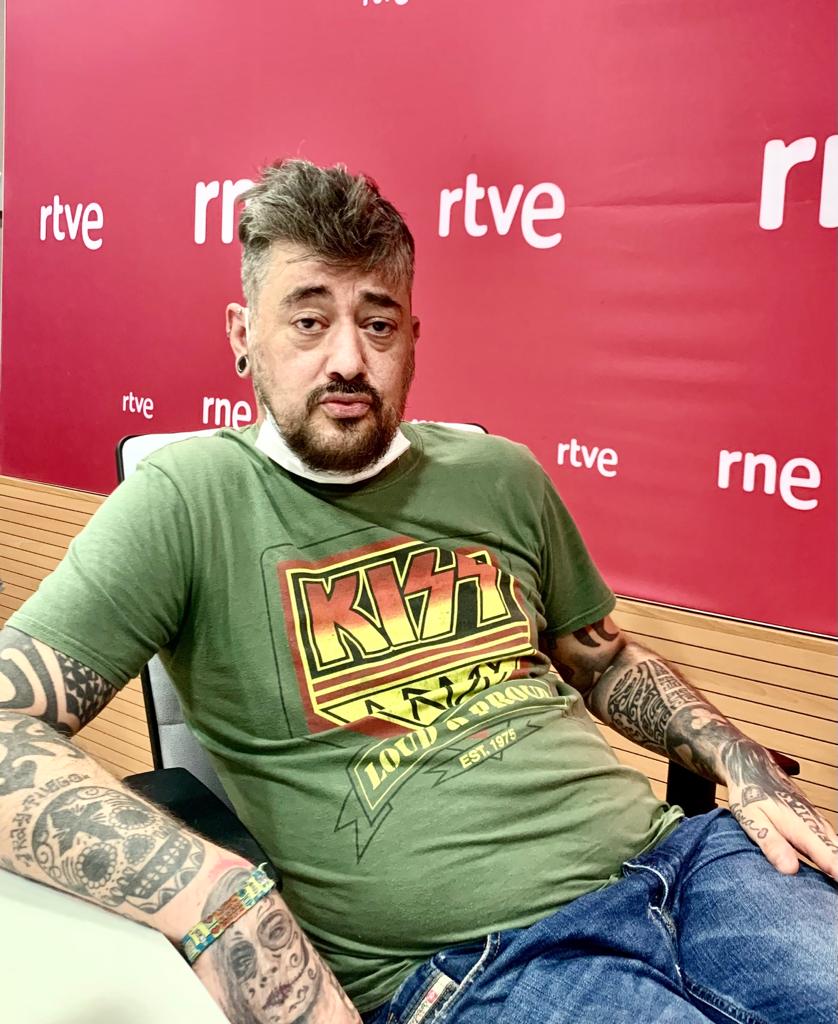 MetropoliRadio4's tweet photo. 😱😱Després de l'èxit de les dues anteriors temporades a Barcelona, #FORTNIQUE el monòleg d'humor sobre sexe diu adéu al #TeatreBorràs ❗️

🔊 Recupera l'#ENTREVISTA amb @Tonimoog 
📌 #PodCast ▶️ https://t.co/eC8O3JCiKl
📻 @radio4_rne 🎙️ @XaviCollado_ 
#MetropoliRadio4 #ToniMoog https://t.co/sngRKD85PO
