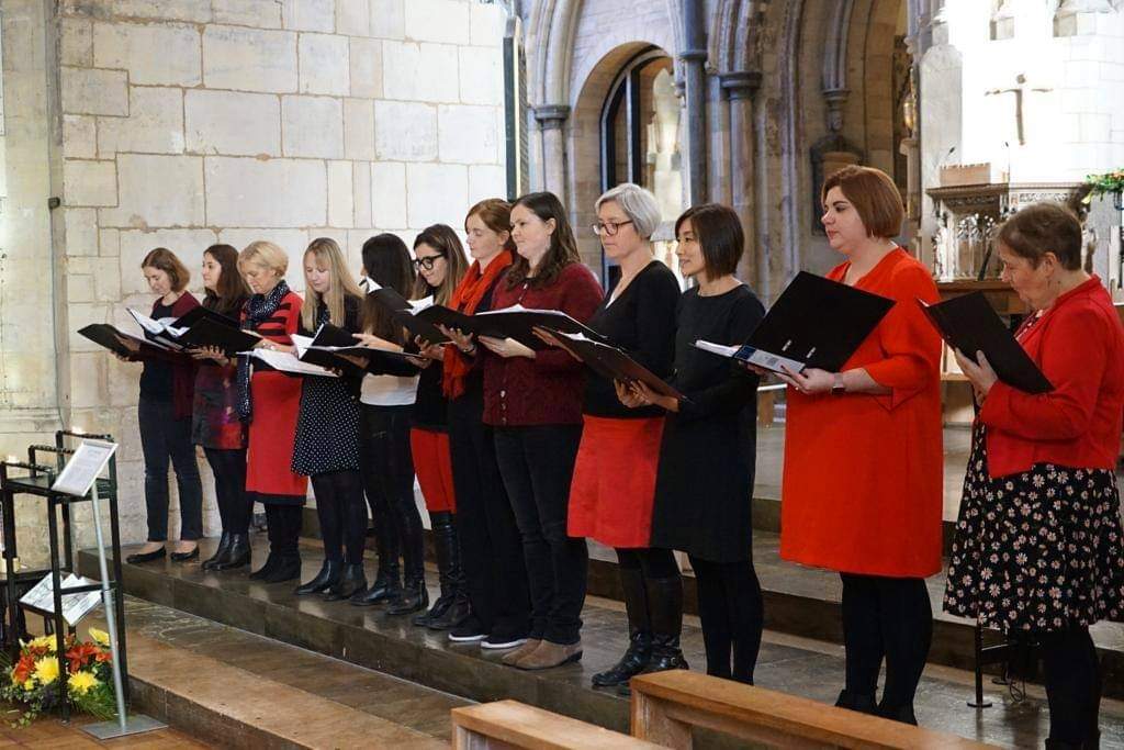 Female? Love❤️singing? Like cake?🎂 - Come and join us on Tuesday evenings 7pm in St James Church, Thurland Road, SE16 4AA to experience the joy of singing and community spirit. Text 07932 664 832 or email join@bermondseyvoices.co.uk - Welcome! ❤️🎶