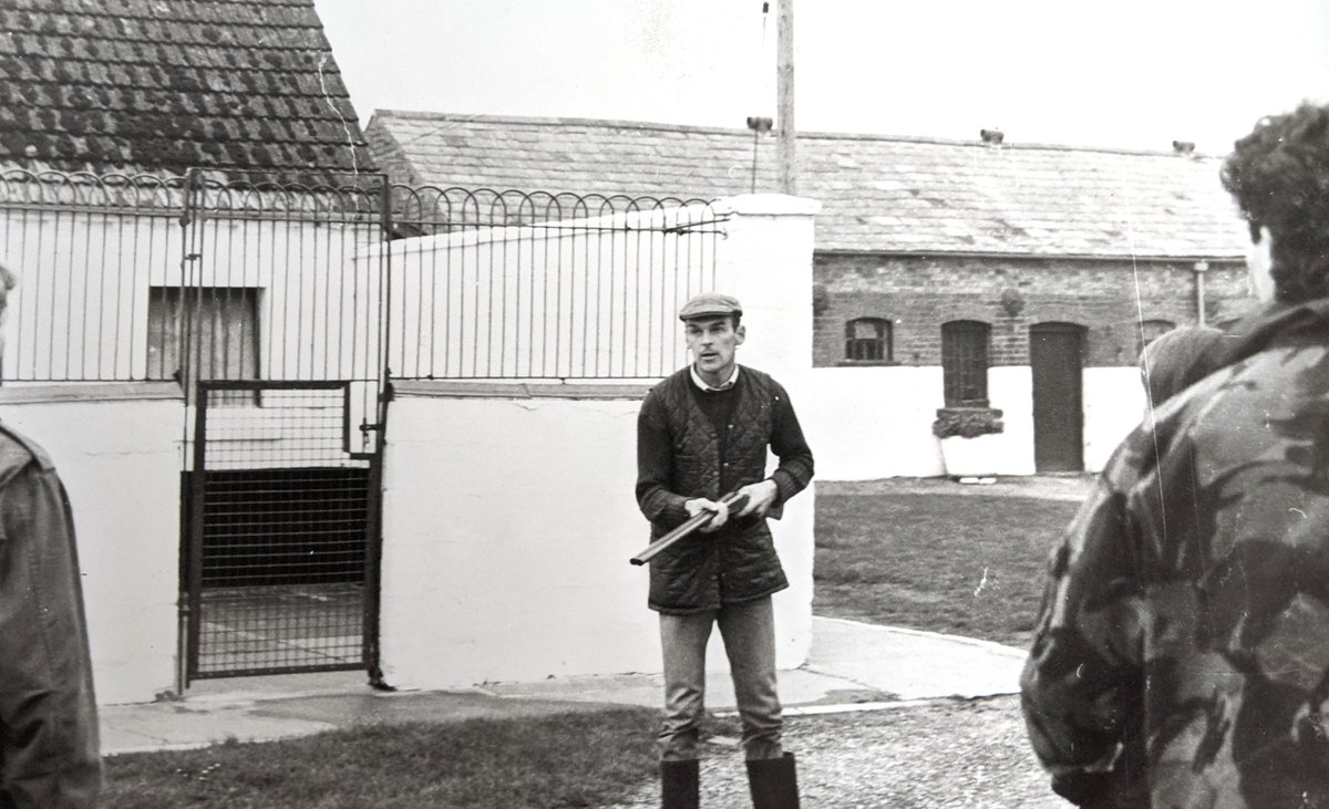 Ktphotouk's tweet photo. I was looking through some old photos and found this! The first photograph I ever sold. Hunt Sabs at the Albrighton Woodland Hunt. The guy with the gun proceeded to shoot out the radiator of their minibus.
Now I photograph buildings 😮💨
#Photography https://t.co/OCL3VRbEi7