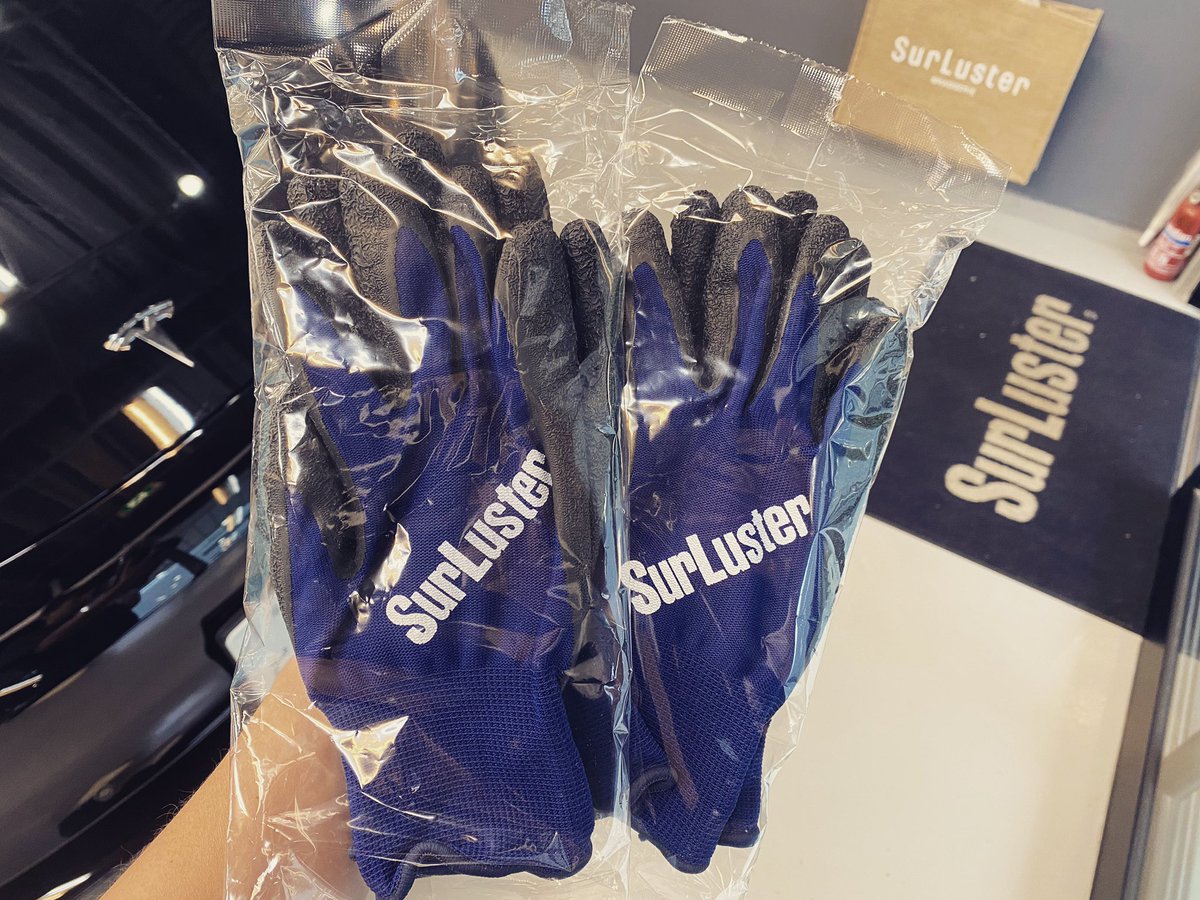 SurLuster_Lab's tweet photo. シュアラスター軍手販売中🧤
1set 350円
#surluster
#surlusterlab
#warkinggloves
#tesla
#シュアラスター
#シュアラスターラボ
#軍手
#テスラ https://t.co/DLLthlDT6j