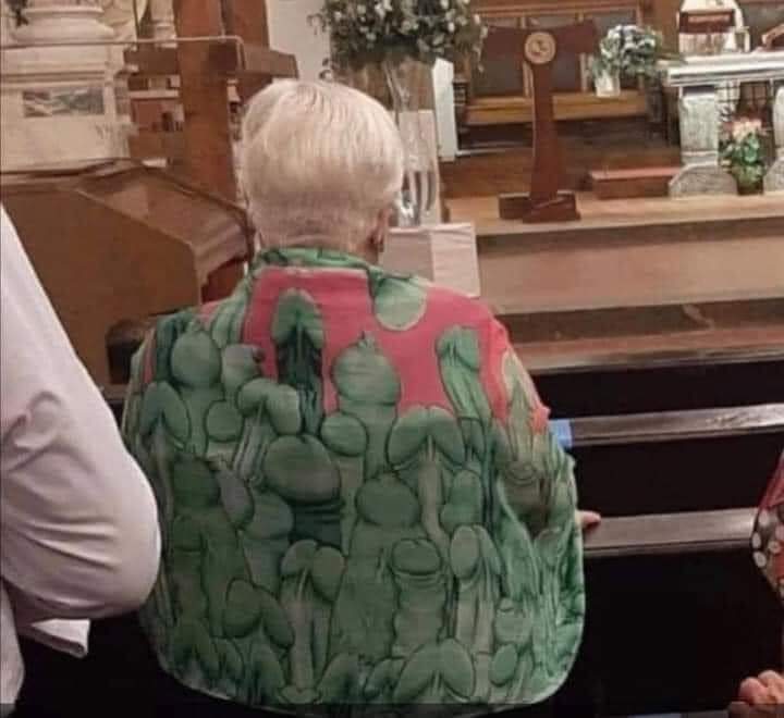 kcrx13's tweet photo. Dress your best for the lord 🤣💀 https://t.co/kLXmRVSzaC