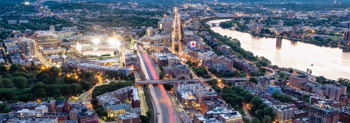 porterairlines's tweet photo. Whether you want to explore Boston’s rich history, discover the thriving art scene, or anything in between, Porter has a seat for you! 

See our full flight schedule at https://t.co/KUriXr6vB8. #PorterIsBack @BostonLogan https://t.co/FcobfMjgpY