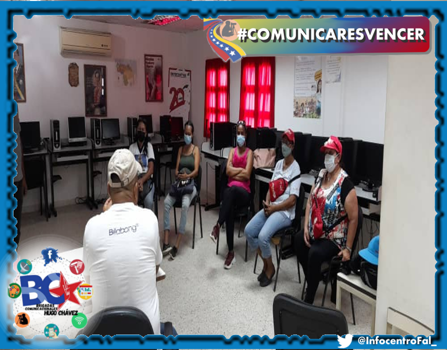 LucyRiveroVe's tweet photo. En #Infocentro consigues una escuela, para la democratización de las tecnológia de información y comunicación, comprometidas con el pueblo. con las @BrigadasBCHCH de #Infocentro ComunicarEsVencer
@NicolasMaduro @Gabrielasjr @LuisinfoVe https://t.co/sSfcU8pyQS