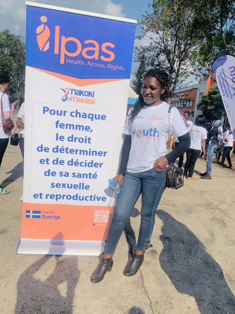 NathalieNdims's tweet photo. Il est temps de briser le silence sur ce sujet délicat qui emporte des jeunes filles à défaut des services appropriés d'avortement sécurisé. Rejoind moi et #ParlonsAvortements 
@ONUFemmes @KvinnaKvinnaINT @FBAFolke @drjmalm @AfriyanRdc https://t.co/lpUKHkEgNl
