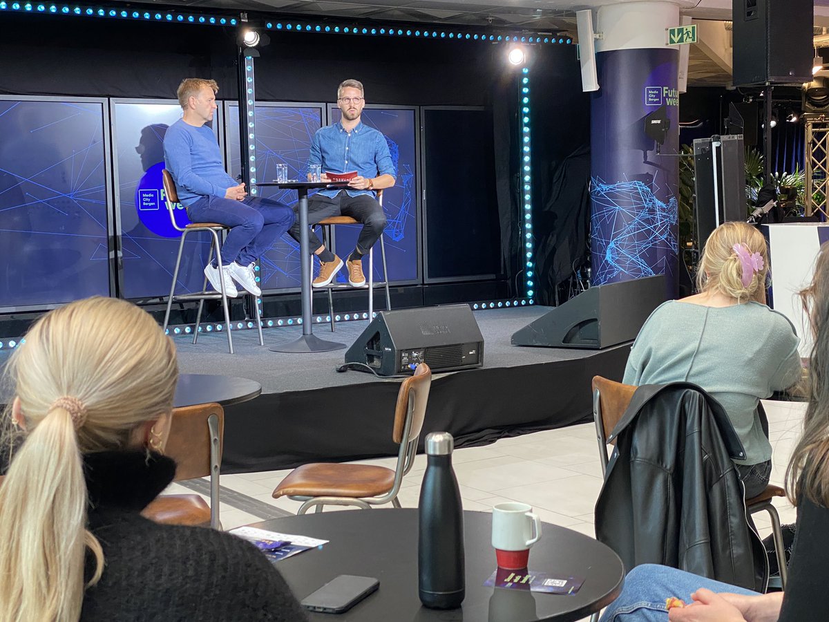 Medieklyngen's tweet photo. Krimpodden!! VGs suksessfulle podcast på #FutureWeek @oysteinmilli og @HaavardKHansen byr på nye perspektiver på bla Tengs-saken. https://t.co/hQLRuHwRBT