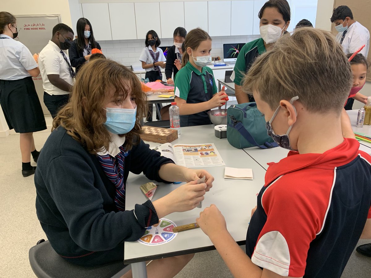Arts_WEK's tweet photo. Our Year 9 Social Enterprise ‘Craft’ session delivered to WEK Primary students.
This lesson was led by the Year 9 students!
#wek #WEKhpl #wek_visual_arts #wek_arts #hplcreativity https://t.co/8yImMpfdWt