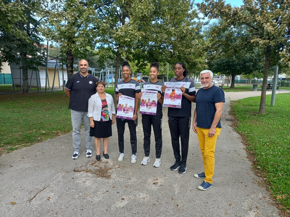 Belle initiative du TGB en faveur des jeunes des quartiers prioritaires de Tarbes et Lourdes. Merci à eux!