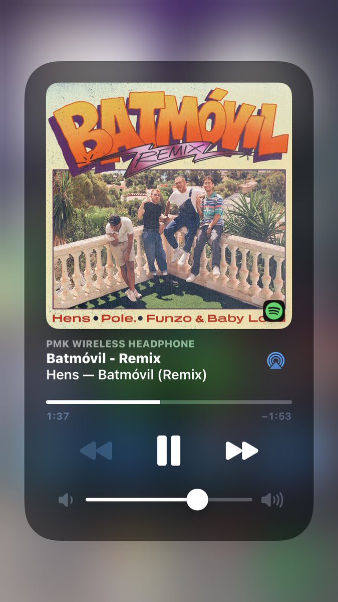 ojalá toda el mundo tuviese tan buen justo musical como para cantar este temazo a todo pulmón en cada fiesta