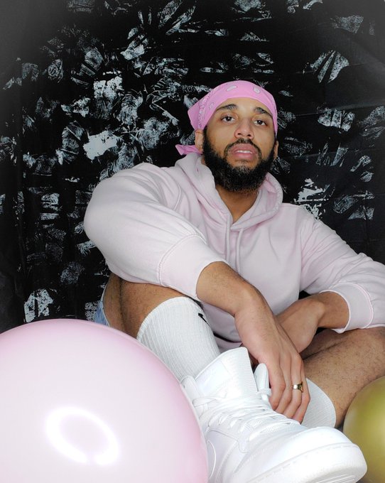 Today I turned 24yrs old♎ https://t.co/6V2DpAmOBi