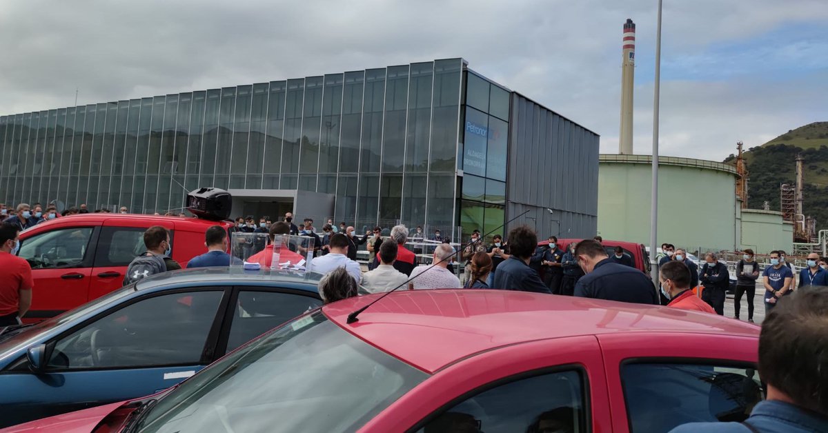 📢La plantilla de <a href="/PBorrokan/">Petronorreko Langileak Borrokan</a> decide en Asamblea de Fábrica seguir movilizándose:

👉Por un ERTE que ya han declarado INJUSTIFICADO
👉Por los continuos incumplimientos
👉Por la garantía de empleo en esta transición industrial
🔴Próximamente calendario de movilizaciones
#ErterikEz