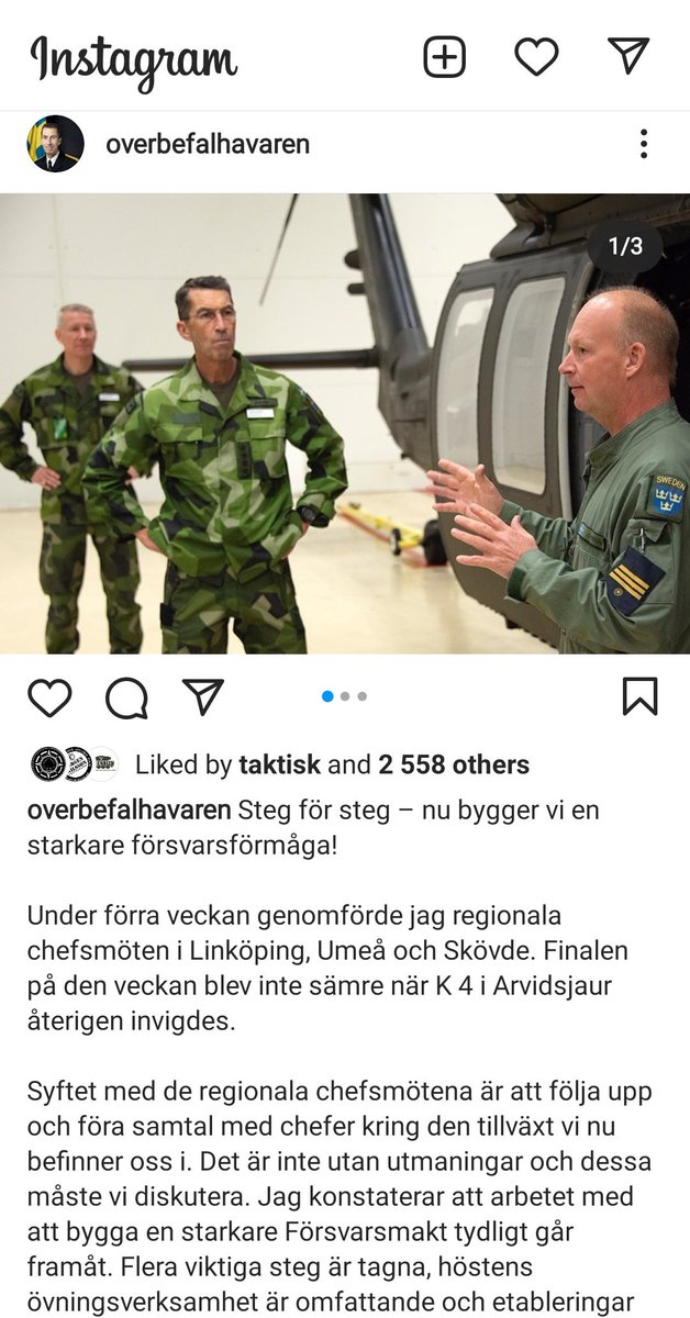 CorporalFrisk's tweet photo. So the Swedish Armed Forces' supreme commander gets a brief on an UH-60 Blackhawk (#HKP16) when visiting #K4Arvidsjaur, despite the Blackhawks being based in the south and the #NH90 (#HKP14) being based 'close' to Arvidsjaur in northern Sweden. #helicopter https://t.co/uicYyq2LWd
