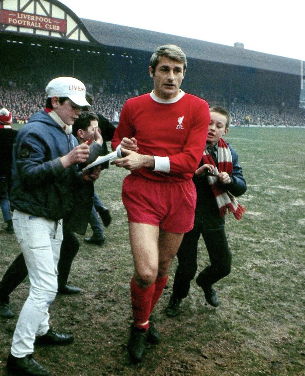 RIP Sir Roger Hunt. Those of us who followed you and Shanks’s men were fortunate to stand on the shoulders of giants. Thank you for everything you have done for our Football Club. YNWA