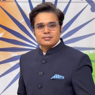 maryada_maurya's tweet photo. इसकी पत्रकारिता से आप कितना नंबर देना चाहोगे ?? https://t.co/hkqc1sAuyB