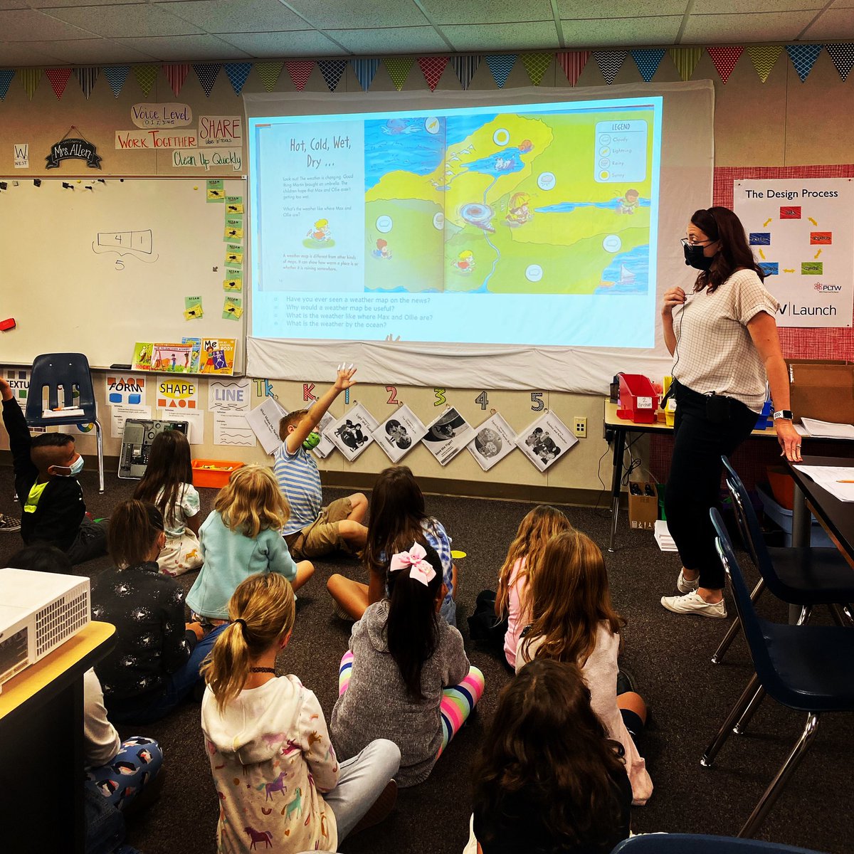 CHESChargers's tweet image. It’s all about maps today in our STEAM class🗺!  Thank you Mrs. Allen for this new learning👍🏼.  

#maplearning #cheschargers #gochargers #ycjusd #ycjusdallin