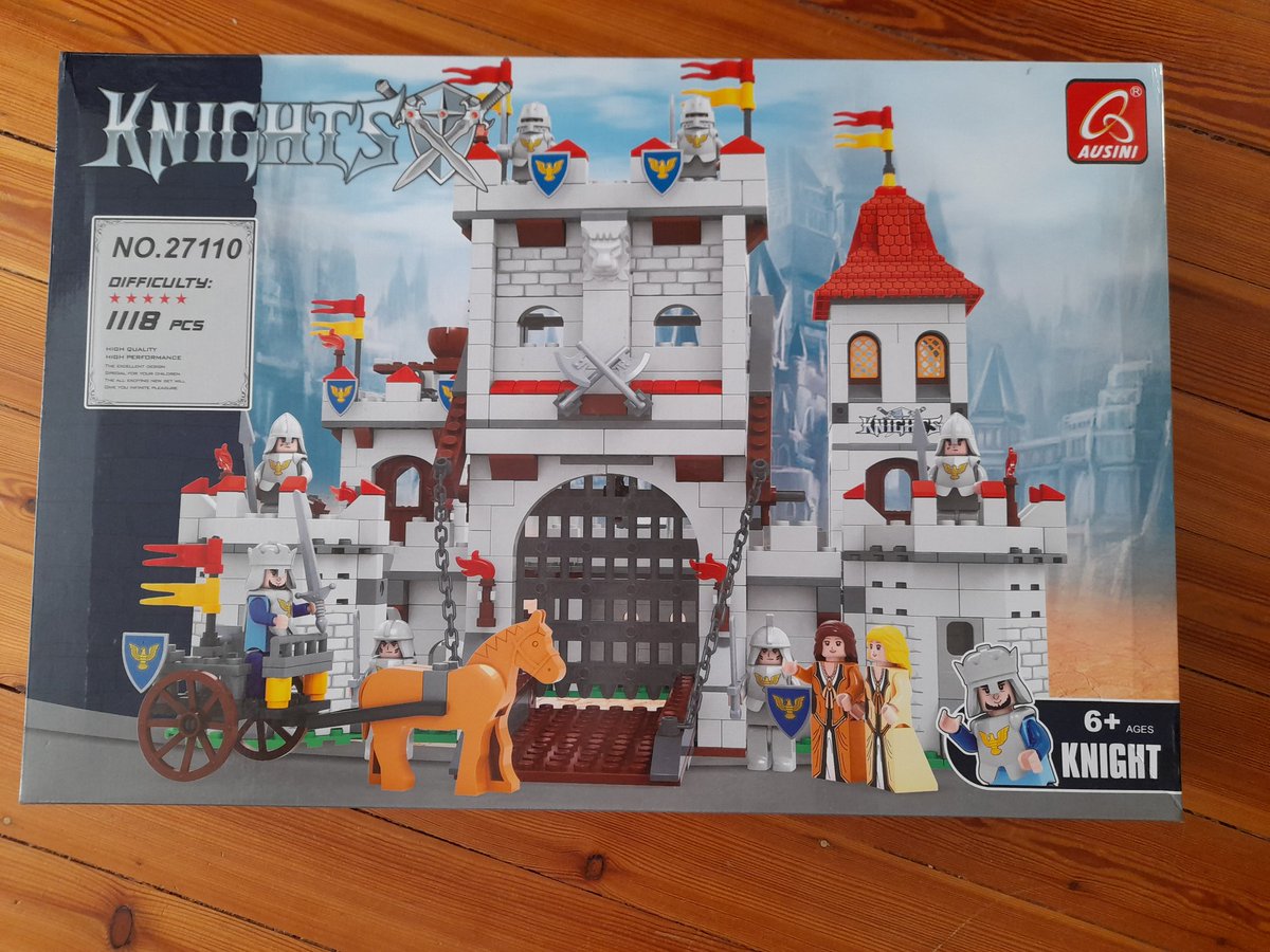 breedstorm's tweet photo. Da L€GO das Thema leider nicht so recht behandelt, musste eine Alternative von @BluebrixxG her. #klemmbausteine #ausini
#ritter #burg #knights #legoideas https://t.co/sjXFuEzW1h