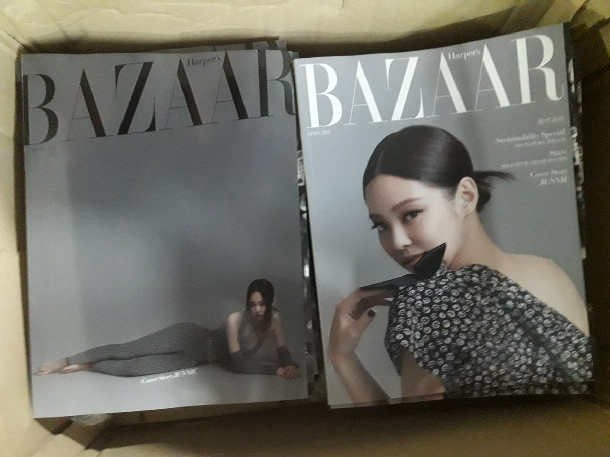 different_many's tweet image. #มานีมาอัพเดต #มานีมารีวิว

สัปดาห์นี้จัดส่งนิตยสาร BAZAAR ปกเจนนี่พร้อมกระเป๋าและโปสนะคะ ใครจะเปลี่ยนที่อยู่แจ้งเราได้เลยนะคะ