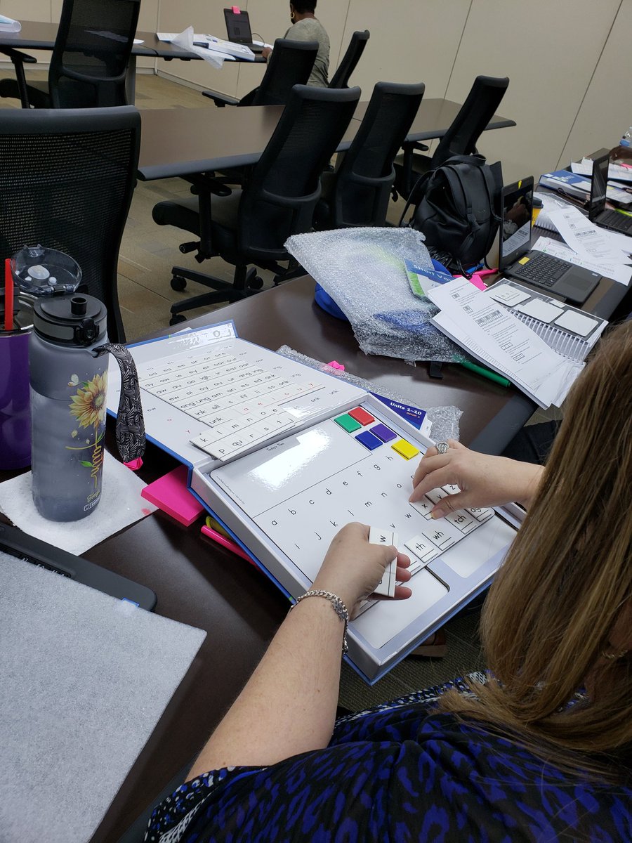 Dr. Kimberly Sinclair tweet media