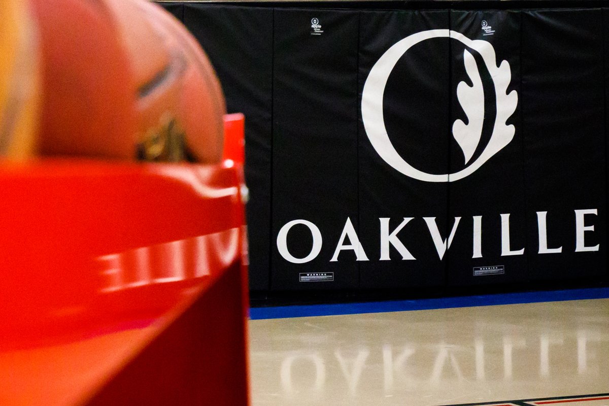 townofoakville's tweet photo. We're hiring Sports Instructors to join our Recreation team!

If you love sports like volleyball, football, soccer, tennis, hockey, floor hockey, badminton, archery or basketball this could be for you!

View job posting: https://t.co/xUp5eNVgCd https://t.co/ighBkfA1xg