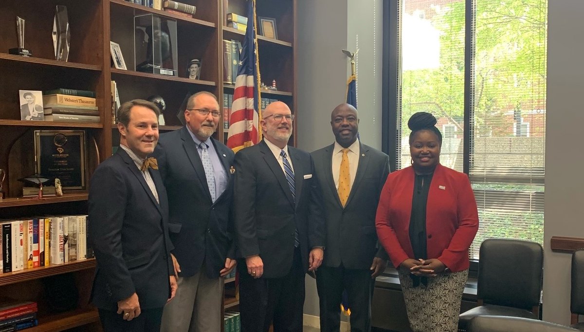 MuniAssnSC's tweet photo. @MuniAssnSC’s Executive Director @ToddMuniSC, First Vice President Rick Osbon, @ScottMuniSC and @EricaMuniSC building relationships with federal delegation &amp; focusing on police reform &amp; ARP. Thanks @SenatorTimScott for supporting cities &amp; towns! #StrongSCcities https://t.co/MQmZyqXyB3