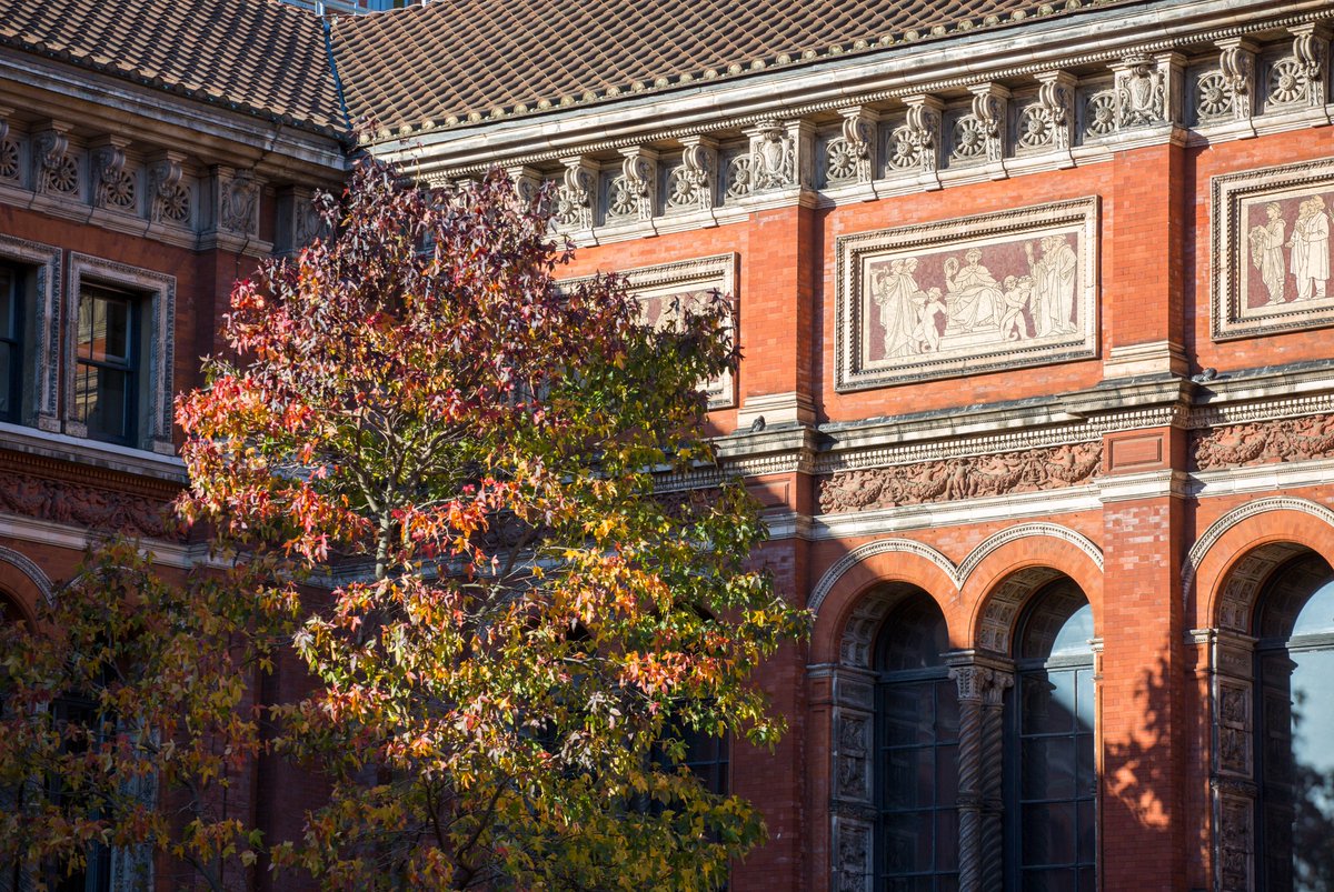 V_and_A's tweet photo. Thanks for joining us! Which object from our collection was your favourite this week? Donβt forget to book your free, timed ticket and visit us in person this autumn π
https://t.co/0ykfMtABDQ
#LetsDoLondon #RediscoverSouthKen #MyVAM https://t.co/22aD8gU59N