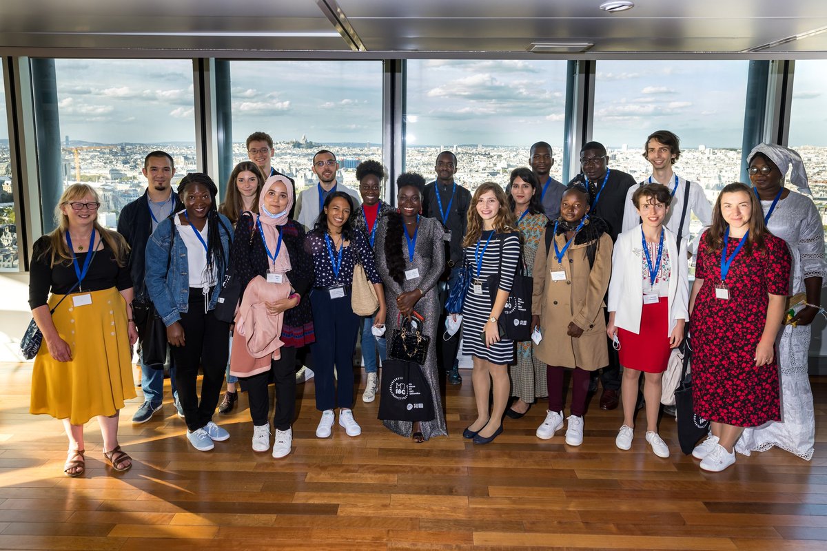 MT180FR's tweet photo. Paris 🗼 Finale internationale 2021 du concours Ma thèse en 180 secondes. Accueil des délégations et des finalistes. 
Bienvenue en France 🇨🇵
Rendez vous jeudi à 18h30 à la Maison de la radio ou en direct sur https://t.co/Qp2VBRem0E 
#MT180 @CPUniversite @CNRS @TV5MONDE https://t.co/8HzyCTGwCj