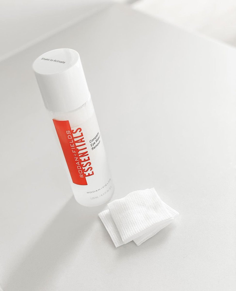 KristinaBiers's tweet photo. Easily erase eye makeup. Dual-phase formula removes even the most stubborn eye makeup including waterproof mascara. https://t.co/2uHL1mR9ZL https://t.co/KPKBIlyw1h