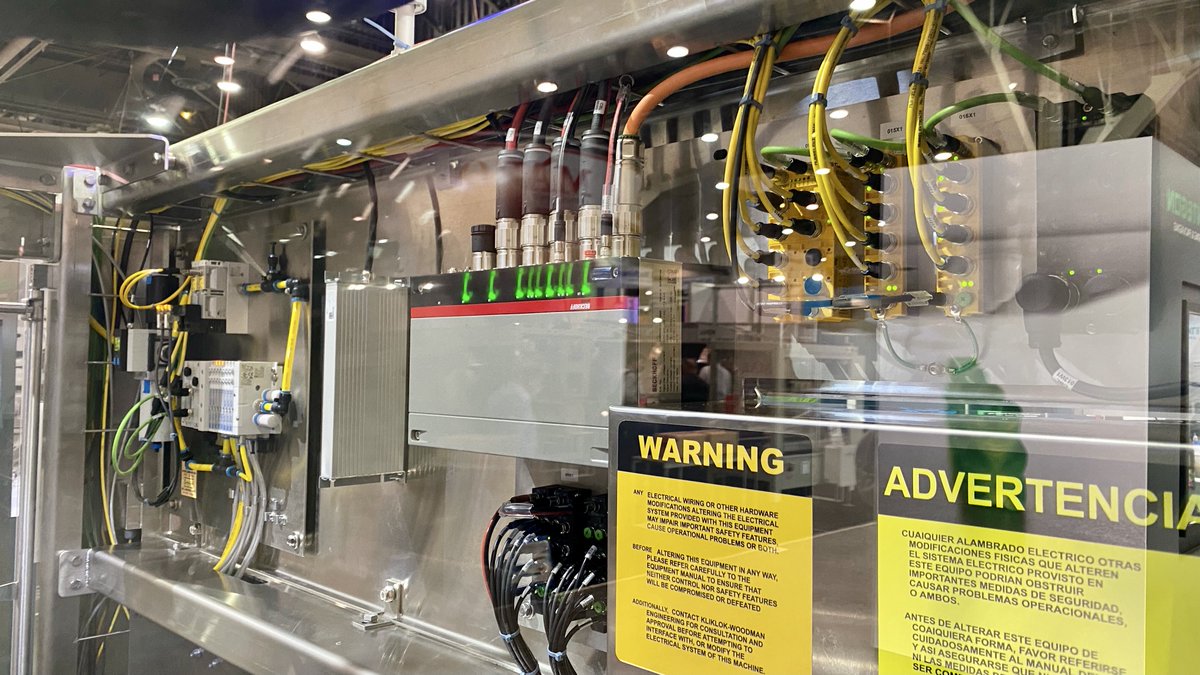 BeckhoffUSA's tweet photo. .@Syntegon's advanced carton erector, Kliklok ACE, uses PC-based #automation and distributed drive technology from #Beckhoff, achieving throughputs of up to 240 cartons per minute. See it live at #PACKEXPO2021 in booth C-2800!
#Packaging #EtherCAT #TwinSAFE #AMP8000 @SyntegonT https://t.co/d1uVITNdqc