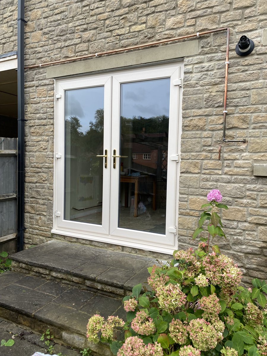 MJRGlazing's tweet photo. Just some of the works undertaken by MJR Glazing https://t.co/39ZRgwx5wf