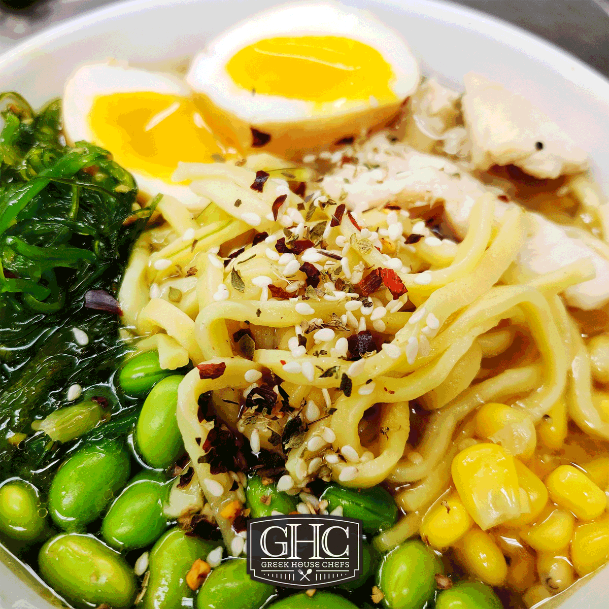 GreekHouseChefs's tweet photo. #BlueCoatChef Russell made #BYO Ramen for lunch, and it doesn't get any better on a crisp fall day! His bowl had poached chicken, sesame edamame, buttered corn, wakame, topped with a marinated 6.5 minute egg.
#ghc #greekhousechefs #buildyourown #ramen #lunch https://t.co/TWuj6HRwNg