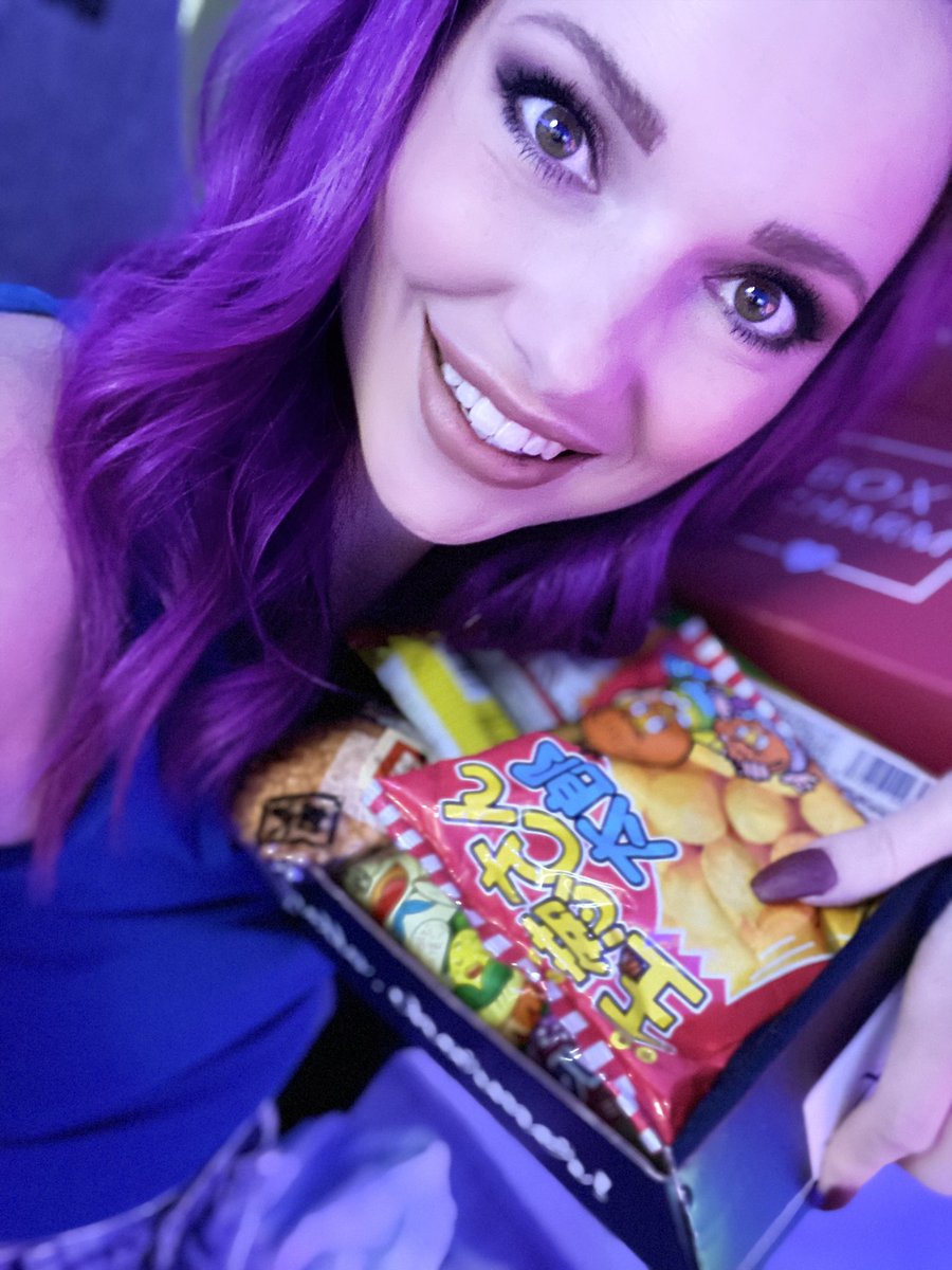 Come try some Japanese snacks with me #tastetesttuesday and roll some #marblesonstream !!

#live in 26 twitch.tv/Gingrbredbeauty 

#snacks #japanese #treat #streamer #canadian #SupportSmallStreamers