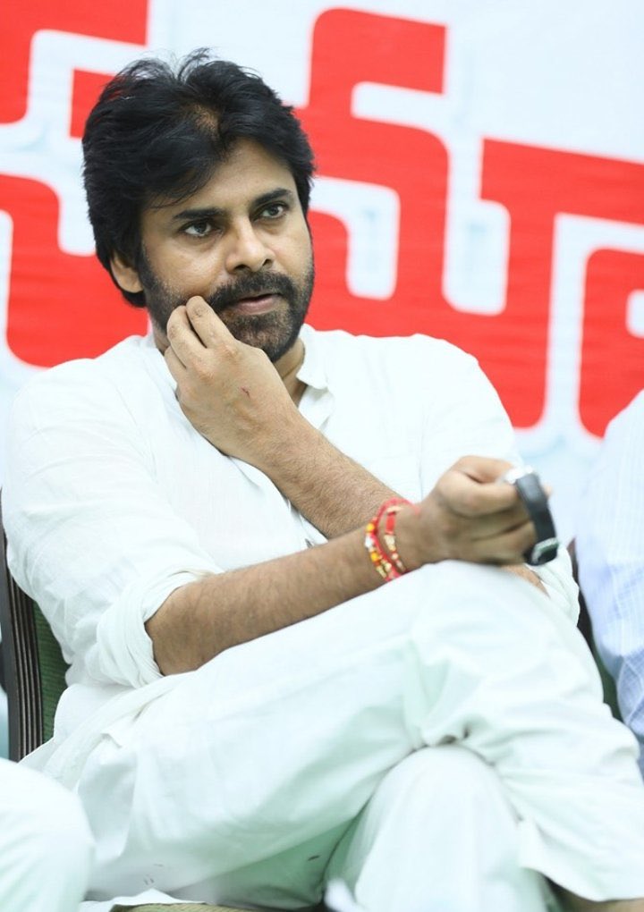 gopal_karneedi's tweet photo. Don't take Pawan Kalyan's  silence as his weakness." 

#IStandWithPawanKalyan
#SaveAPFromYSRCP https://t.co/2TmzPfiIYT