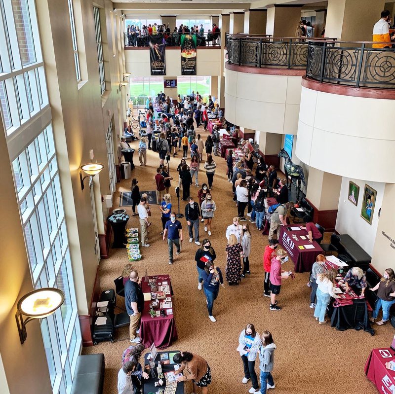 UPSJobsKY's tweet photo. Another day, another fair! Thank you @eku for having us today! 

The Madison County Regional College Fair was a success! 

https://t.co/dTV3QuJOOO 📦✈️
#UPSLOOP https://t.co/zwmQRUWuzi
