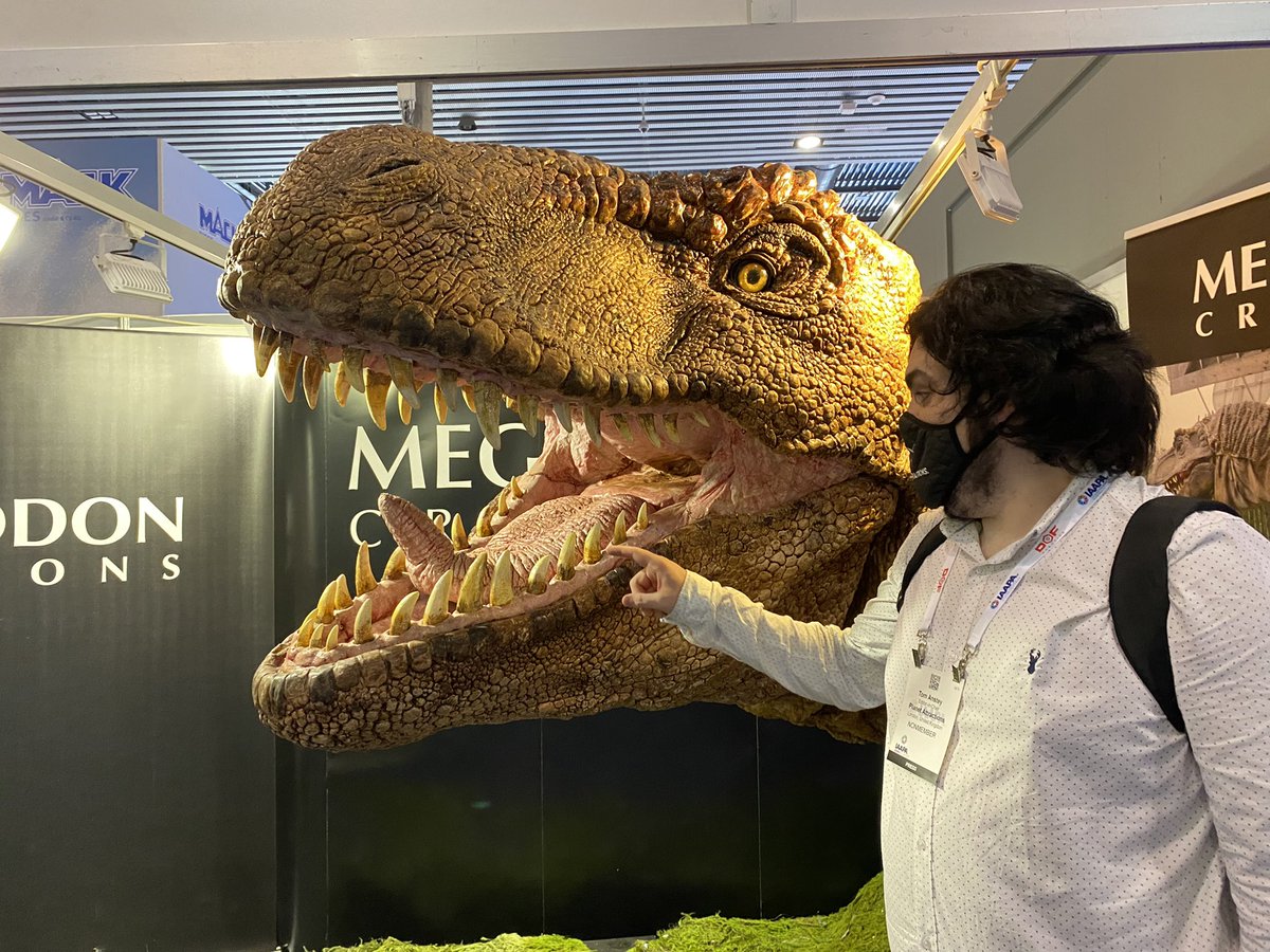 PlntAttractions's tweet photo. .@TheTomAnstey exploring the show floor at #IAAPAExpoEurope @IAAPAEMEA https://t.co/37MtRSA77r