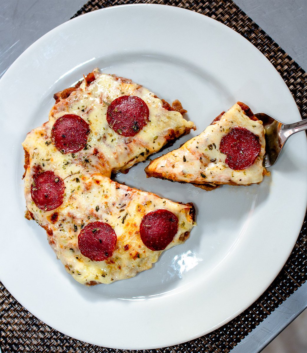 AndreChonillo's tweet photo. Pide y disfruta de nuestra 𝐌𝐢𝐥𝐚𝐧𝐞𝐬𝐚 𝐚 𝐥𝐚 𝐂𝐚𝐥𝐚𝐛𝐫𝐞𝐬𝐚 🤤🤤 acompañadas de papas a la provenzal 🚀🚀
Prueba nuestras variedades te van a encantar.
Recuerda que: Nuestro servicio es Delivery & Pick Up 🚚
#Milanesas #guayaquil #comedeverdad https://t.co/dvm6p7ZJ2y