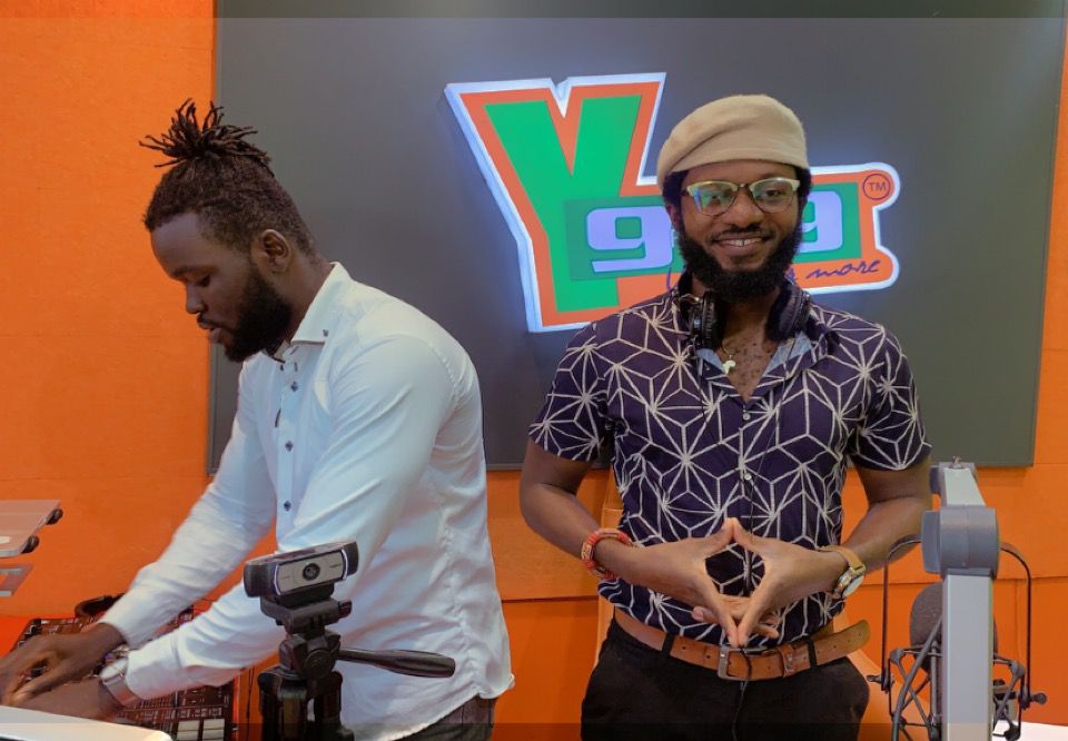 PmDePresenter's tweet image. 🌍🇯🇲🇬🇭🖤💦✊🏿📻🦁🚍📸 The #UrbanRadioBeast and #TheFirstclassDJ just took off. It's the #TerrificTalentTuesday's edition of #TheDrYve @Y979FM (3pm to 7pm). Tune in now and let's chant down Babylon with some conscious Reggae Music. 

#TheFinest #MicBeast #UpnessStill #Blaklaaa 🔥