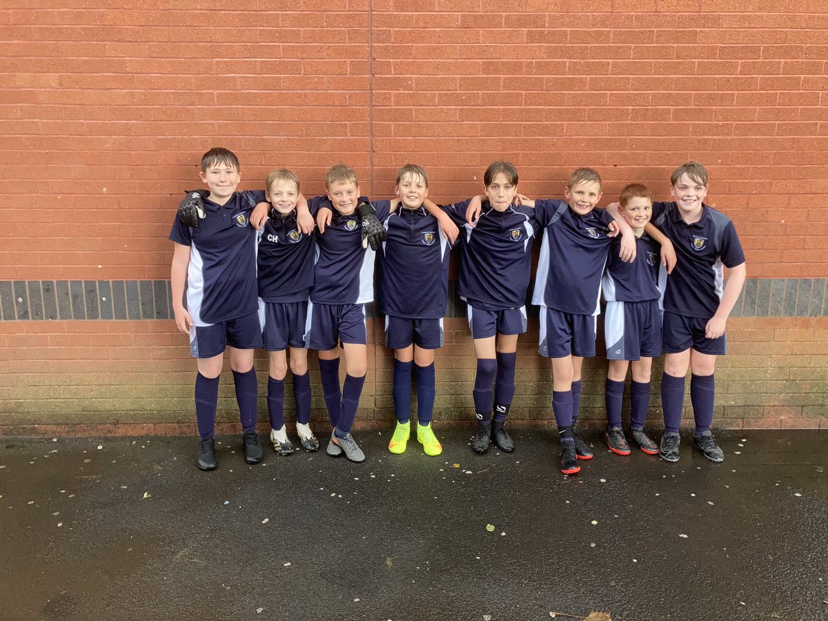 Well done to our year 7 male football teams! Both coming away from Baines with a win each; 3-2 and 7-3. The teams showed great character and determination in the rainy and cold conditions! #TeamHodgson 🟡🔵