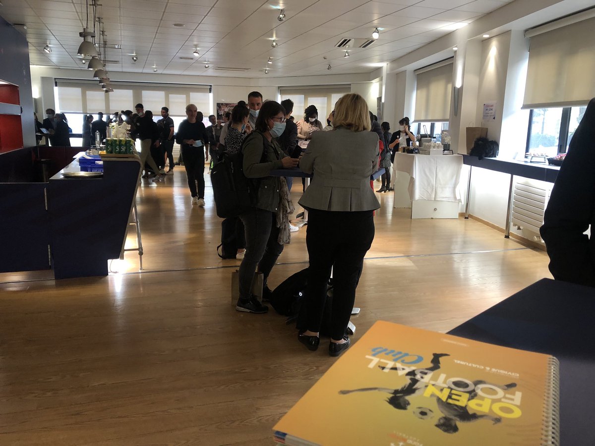 La 8e saison du programme civique et culturel #OpenFootballClub s’est lancée aujourd’hui en présence des partenaires-experts et des référents socio-éducatifs des centres de formation et pôles espoirs.

En savoir plus sur ce programme :
➡️ fondactiondufootball.com/open-football-…