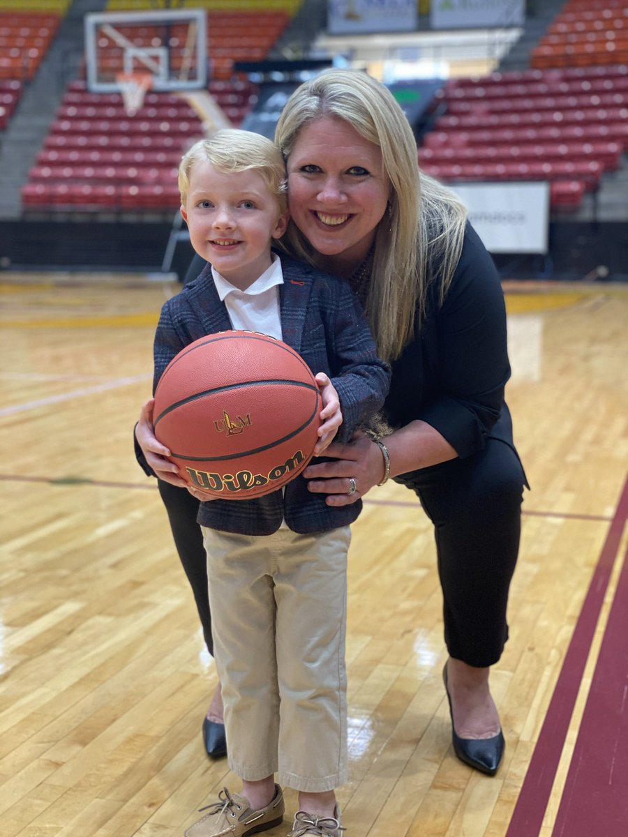 CoachBDW's tweet photo. What a blessing each day is with this one! Not a day goes by that we aren’t thankful for this incredible gift! 🙏🏼#NationalSonDay❤️ #lifeofG https://t.co/qof2CJgP3K