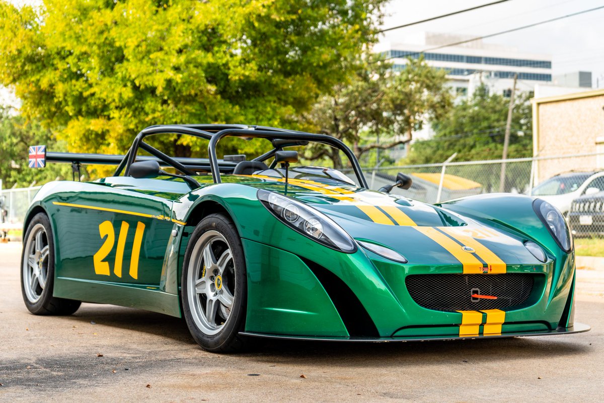 Bringatrailer's tweet photo. Now live at BaT Auctions: 2012 Lotus 2-Eleven GT4 Supersport. https://t.co/Svi46584HL https://t.co/9CGQJtfC1L