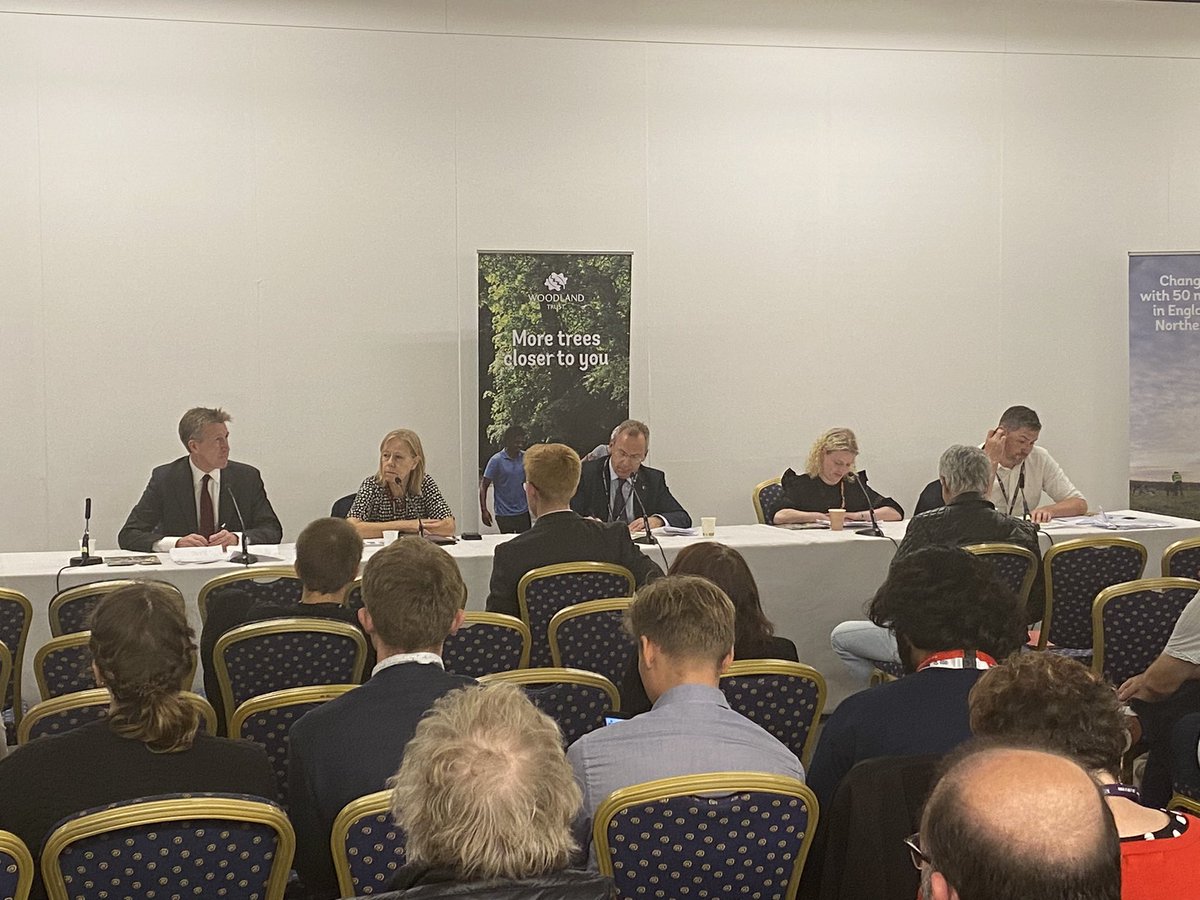Great to see such a positive response to the findings of the <a href="/WoodlandTrust/">WoodlandTrust</a> #stateofwoodsandtrees report and widespread calls for improving access to woods by @DanJarvisMP <a href="/RuthCadbury/">Ruth Cadbury</a> @LukeSMurphy and Olivia Blake MP