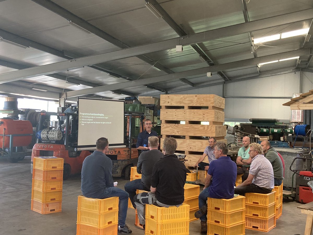 Vanmiddag een leerzame bijeenkomst georganiseerd voor onze klanten uit Drenthe en Overijssel <a href="/iperen_nl/">Van Iperen</a> 

Met dank aan <a href="/PatsDrones/">PATS</a> <a href="/TerraNext/">TerraNext</a> <a href="/SyngentaNL_Hort/">SyngentaNL_Horti</a> en Drenthe Growers voor hun belangrijke en interessante bijdrage. #tuinbouw #gewasbescherming
