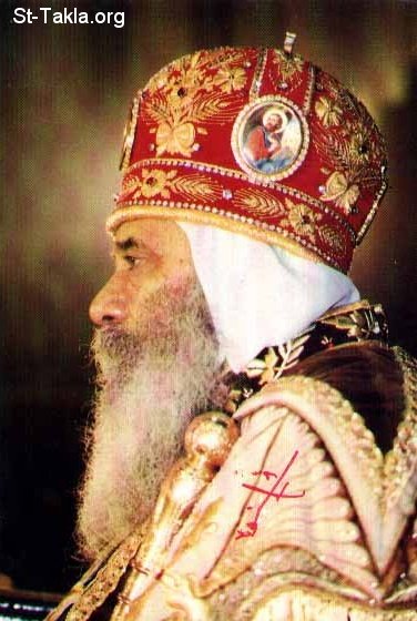 HHPopeshenouda3's tweet photo. إن الله لا يمنع الشدة عن أولاده، ولا يمنع التجربة والضيقة. ولكنه يعطي انتصارًا على الشدائد، ويعطي احتمالًا وحلًا...
#الباباشنوده_كتاب_يستجيب_لك_الرب https://t.co/rEcL4GDBBN