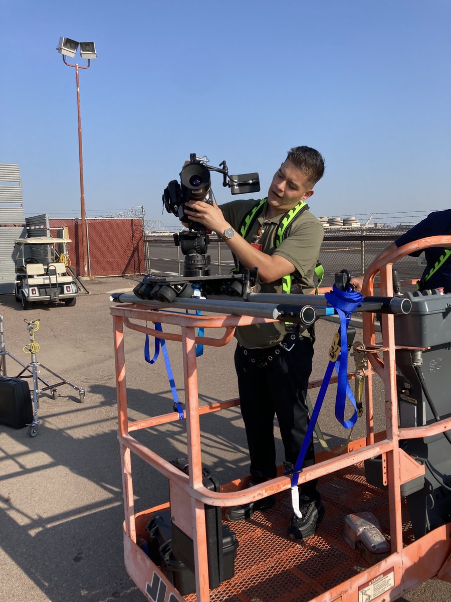 manley_creative's tweet photo. Getting the best shots for our valued clients means *rising* to the challenge 😁
.
.
.
.
#creativeagency #filmproduction #videoproduction #onset #setlife #bts #aerospace #filmmakerhumor https://t.co/jOyOfsbhUV